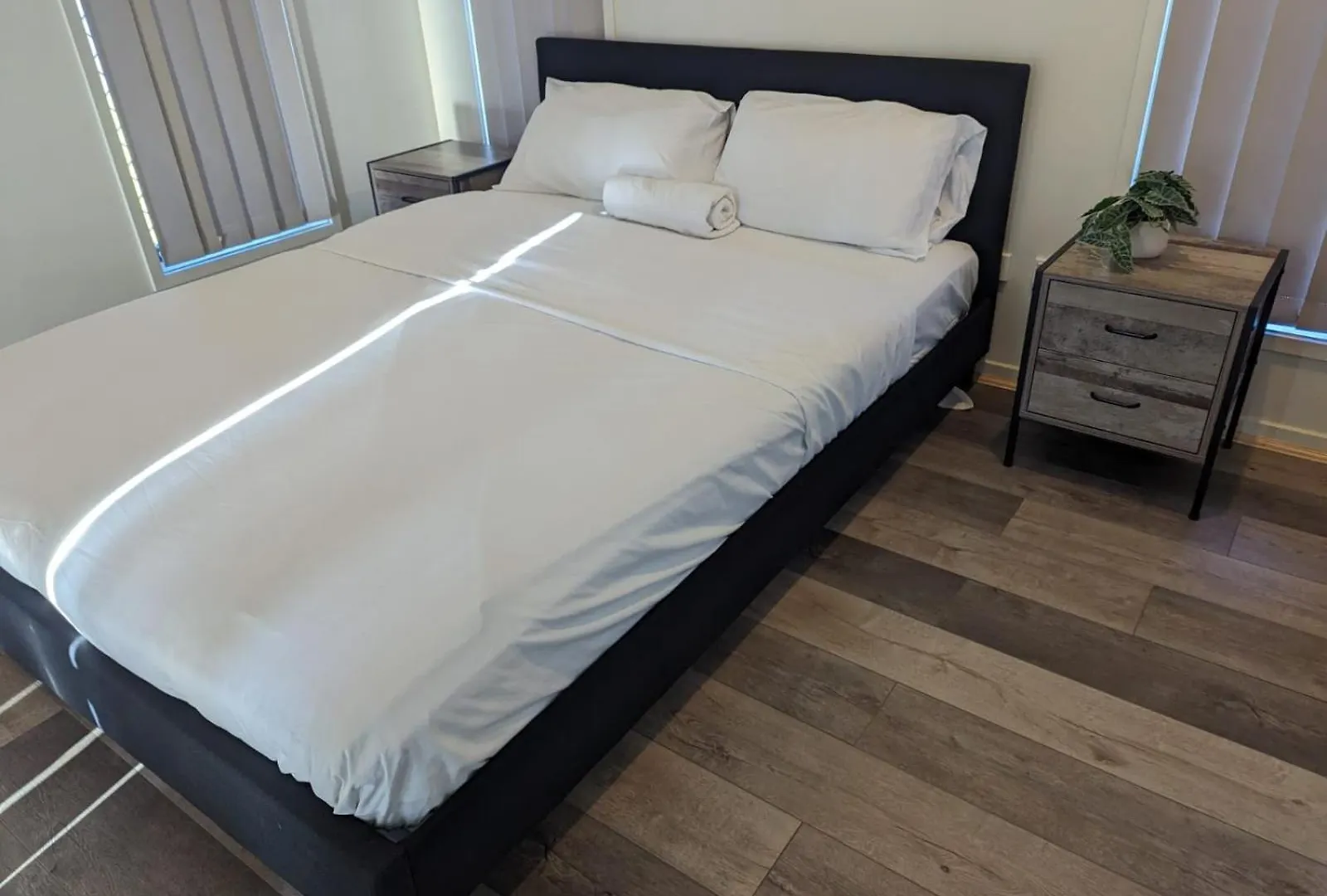 Spacious Entire 4Bedroom House In Gladstone 1 To 8 People Can Stay